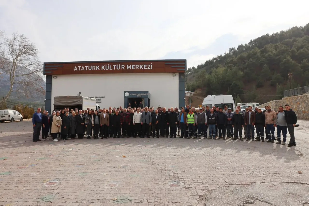 Pozantı Belediye Başkanı Ali Avan, Personeliyle Öğle Yemeğinde Buluştu Pozantı Belediye Başkanı Ali Avan, Personeliyle Öğle Yemeğinde Buluştu