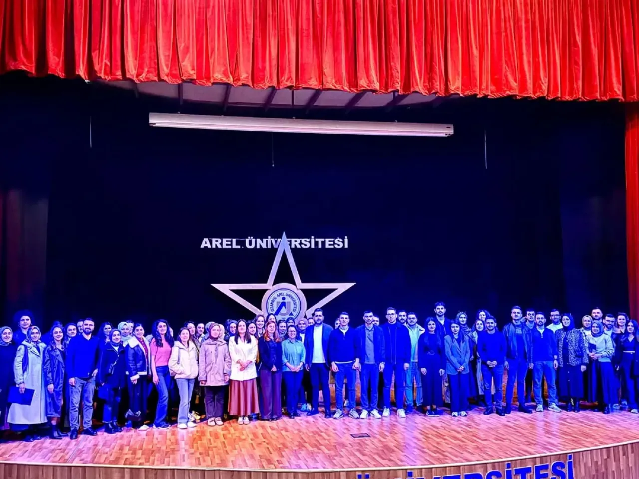 Esenyurt'ta Rehber Öğretmenlere Bilişsel Davranışçı Terapi Eğitimi Esenyurt'ta Rehber Öğretmenlere Bilişsel Davranışçı Terapi Eğitimi