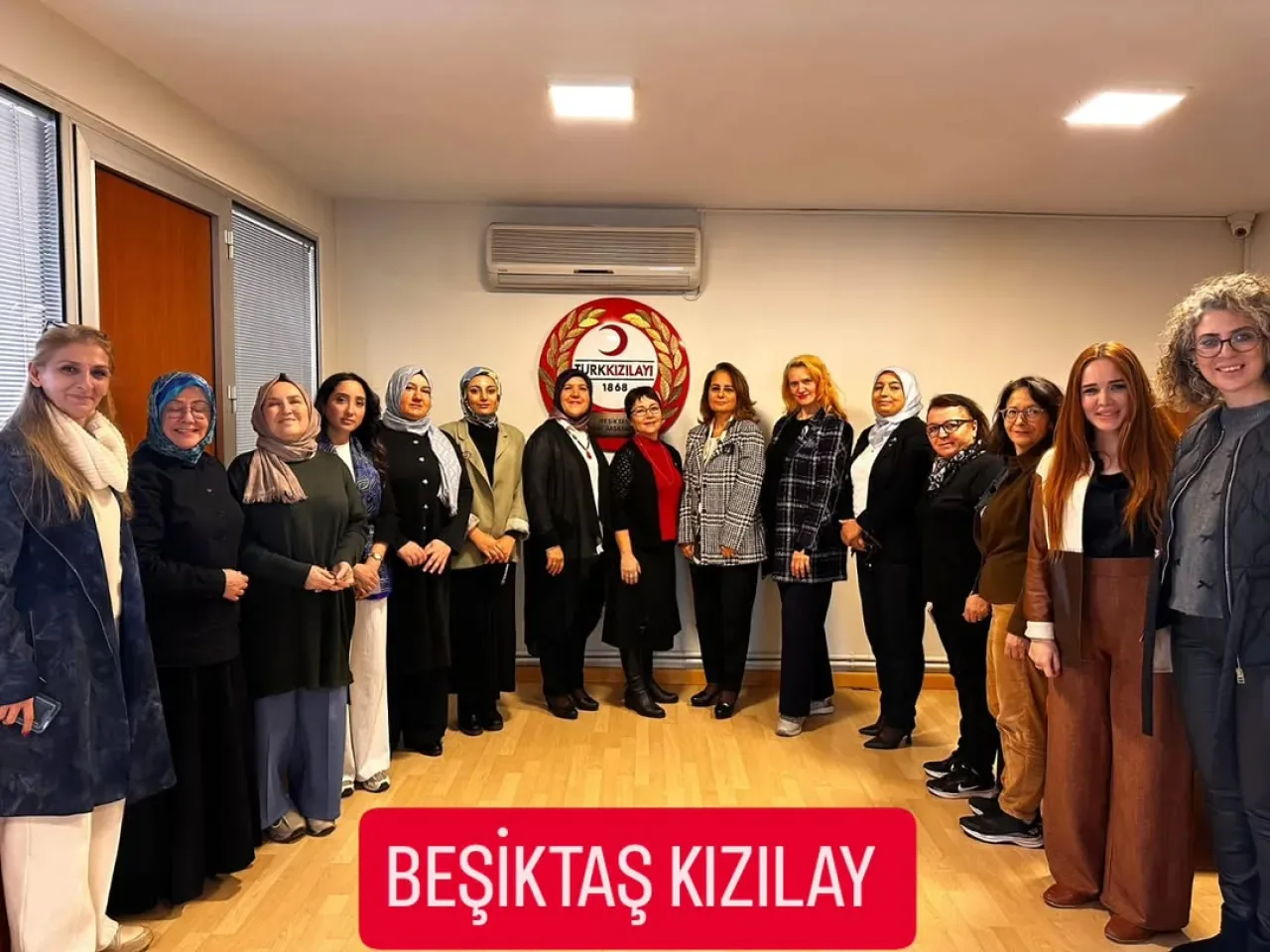 DEVA Partisi Beşiktaş İlçe Temsilcileri, Türk Kadınına Seçme ve Seçilme Hakkının Yıl Dönümünde Anlamlı Buluşmaya Katıldı DEVA Partisi Beşiktaş İlçe Temsilcileri, Türk Kadınına Seçme ve Seçilme Hakkının Yıl Dönümünde Anlamlı Buluşmaya Katıldı