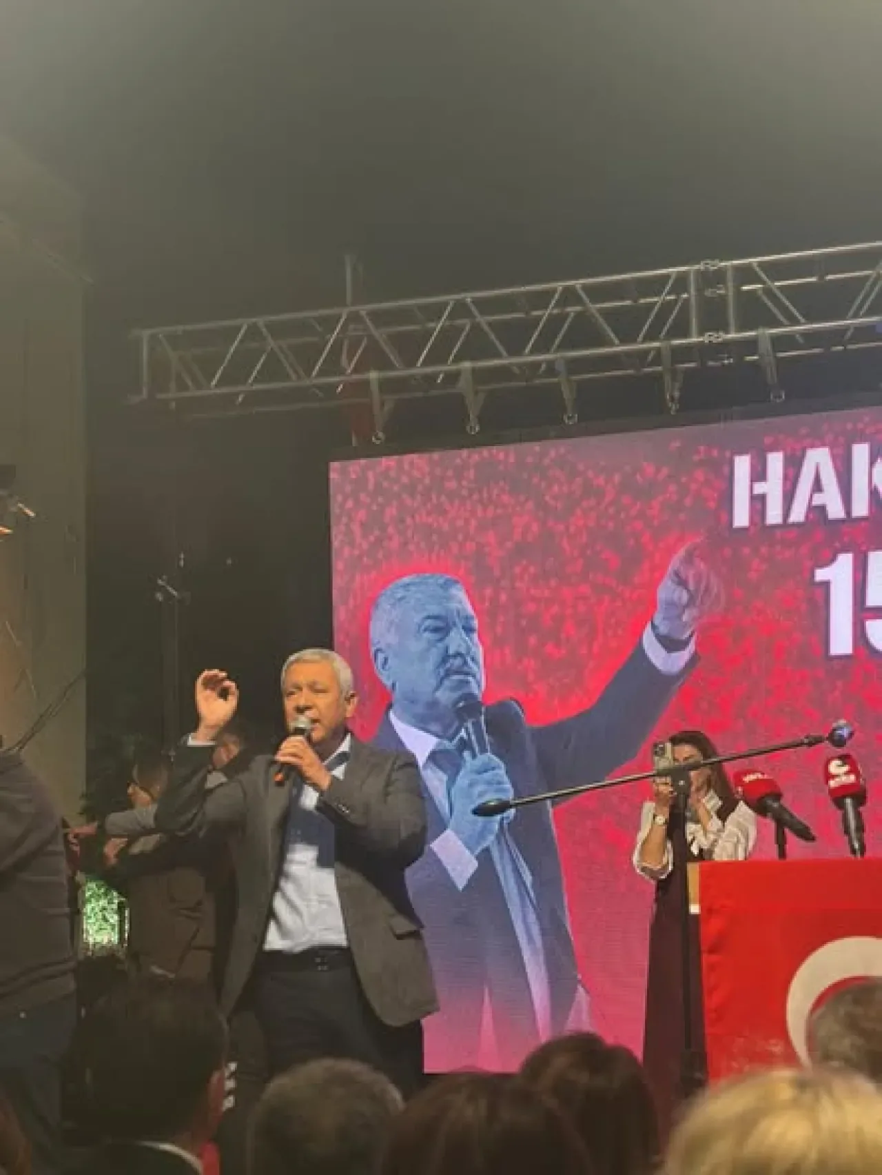 CHP'li Sümer, Adana Büyükşehir Belediye Başkanı Zeydan Karalar'ın Tutukluluğunun 150. Gününde Özgürlük Talebinde Bulundu CHP'li Sümer, Adana Büyükşehir Belediye Başkanı Zeydan Karalar'ın Tutukluluğunun 150. Gününde Özgürlük Talebinde Bulundu