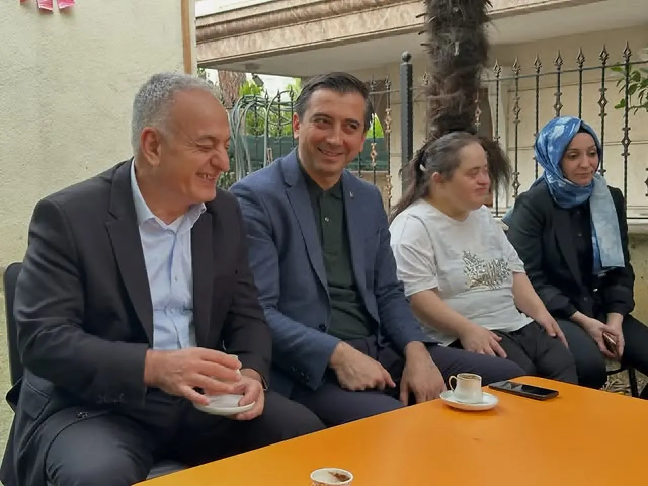 AK Parti Şişli İlçe Başkanı, Özel Eğitim Merkezi'nde Dünya Kahve Günü'nü Kutladı AK Parti Şişli İlçe Başkanı, Özel Eğitim Merkezi'nde Dünya Kahve Günü'nü Kutladı