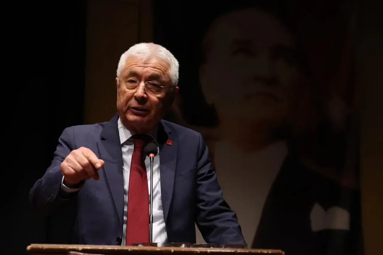 CHP Antalya, 5 Aralık Dünya Kadın Hakları Günü'nde "Güçlü Yarınlar Güçlü Kadınlar" Paneline Katıldı CHP Antalya, 5 Aralık Dünya Kadın Hakları Günü'nde "Güçlü Yarınlar Güçlü Kadınlar" Paneline Katıldı
