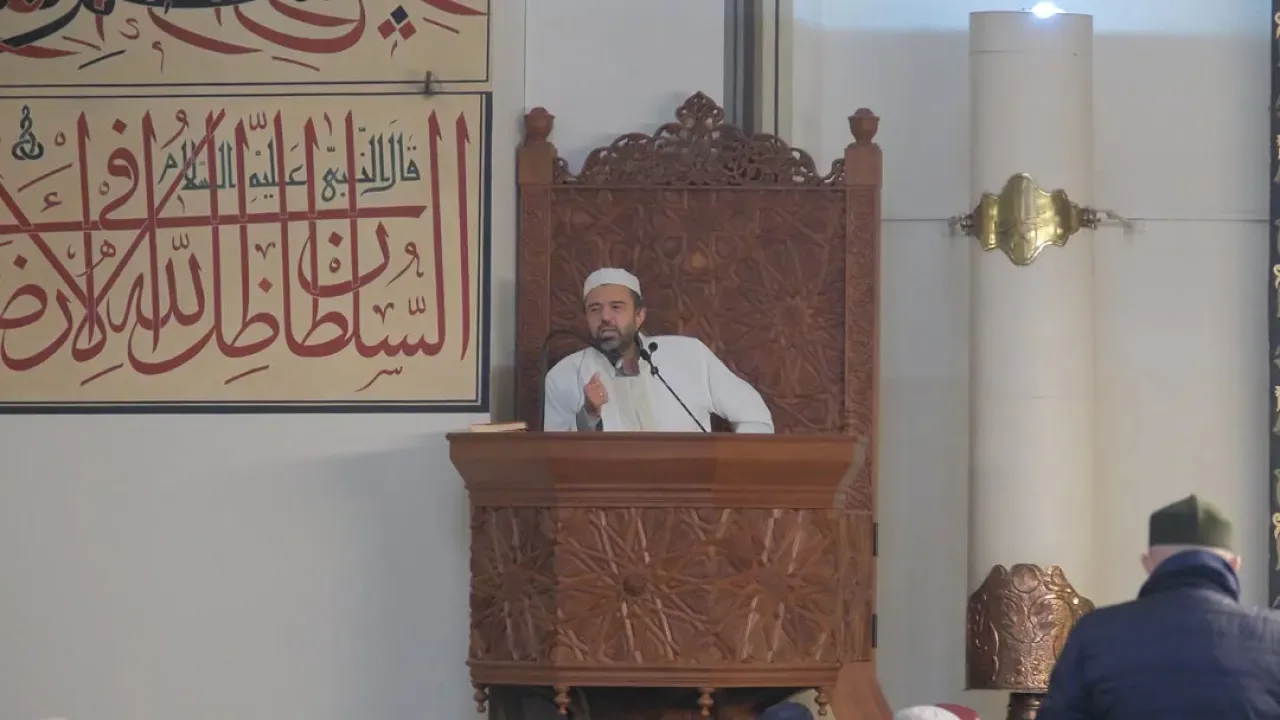 Bursa'da Engelliler Haftasında Anlamlı Vaaz: Yusuf Erdal'ın Azim Dolu Hikayesi Bursa'da Engelliler Haftasında Anlamlı Vaaz: Yusuf Erdal'ın Azim Dolu Hikayesi