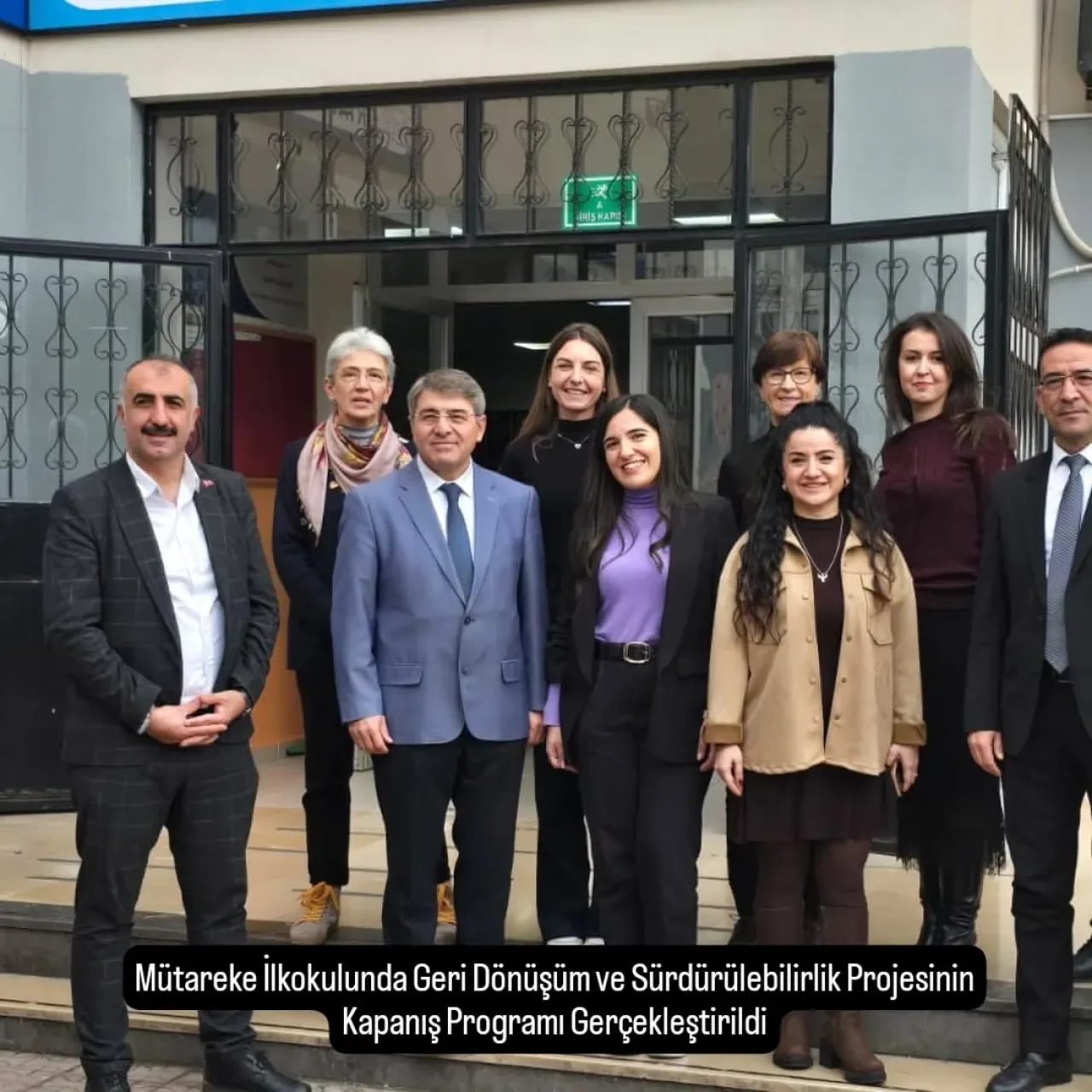 Mudanya Mütareke İlkokulu'nda Geri Dönüşüm Projesi Uluslararası İş Birliği ile Tamamlandı Mudanya Mütareke İlkokulu'nda Geri Dönüşüm Projesi Uluslararası İş Birliği ile Tamamlandı