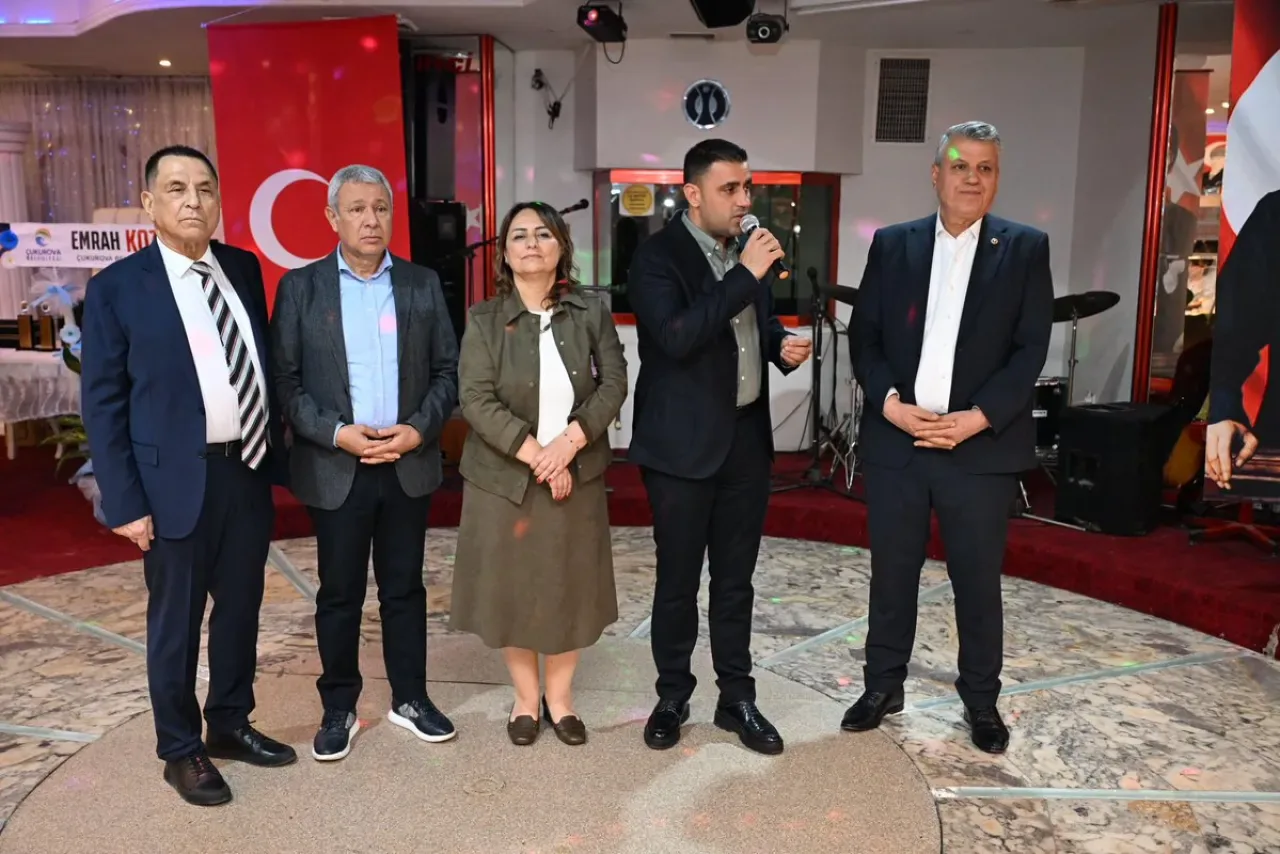 Çukurova Belediye Başkanı Kozay, Basın Emekçilerini Ödül Gecesinde Kutladı Çukurova Belediye Başkanı Kozay, Basın Emekçilerini Ödül Gecesinde Kutladı