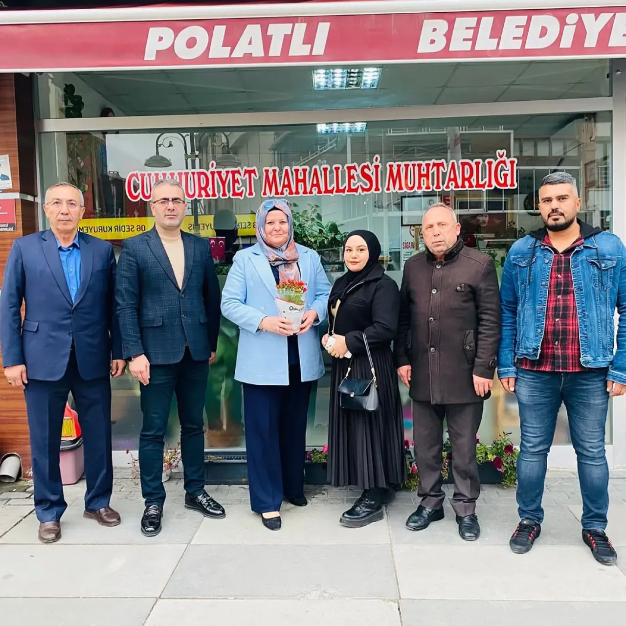 Polatlı AK Parti İlçe Teşkilatından 5 Aralık Kadın Hakları Günü'nde Anlamlı Ziyaret Polatlı AK Parti İlçe Teşkilatından 5 Aralık Kadın Hakları Günü'nde Anlamlı Ziyaret
