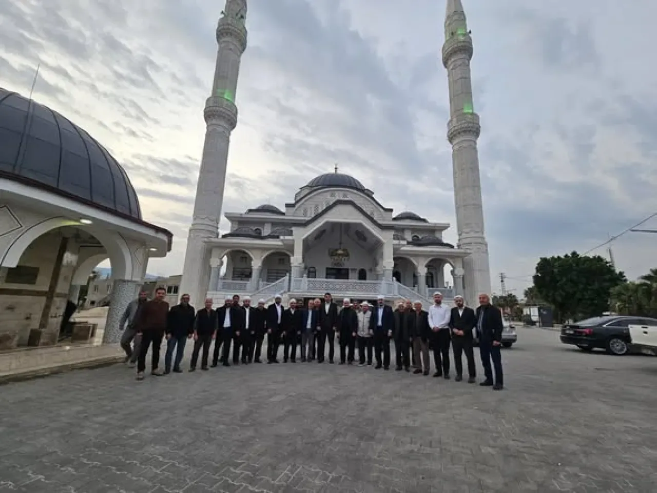 Yüreğir'de Sabah Namazında Manevi Buluşma Yüreğir'de Sabah Namazında Manevi Buluşma