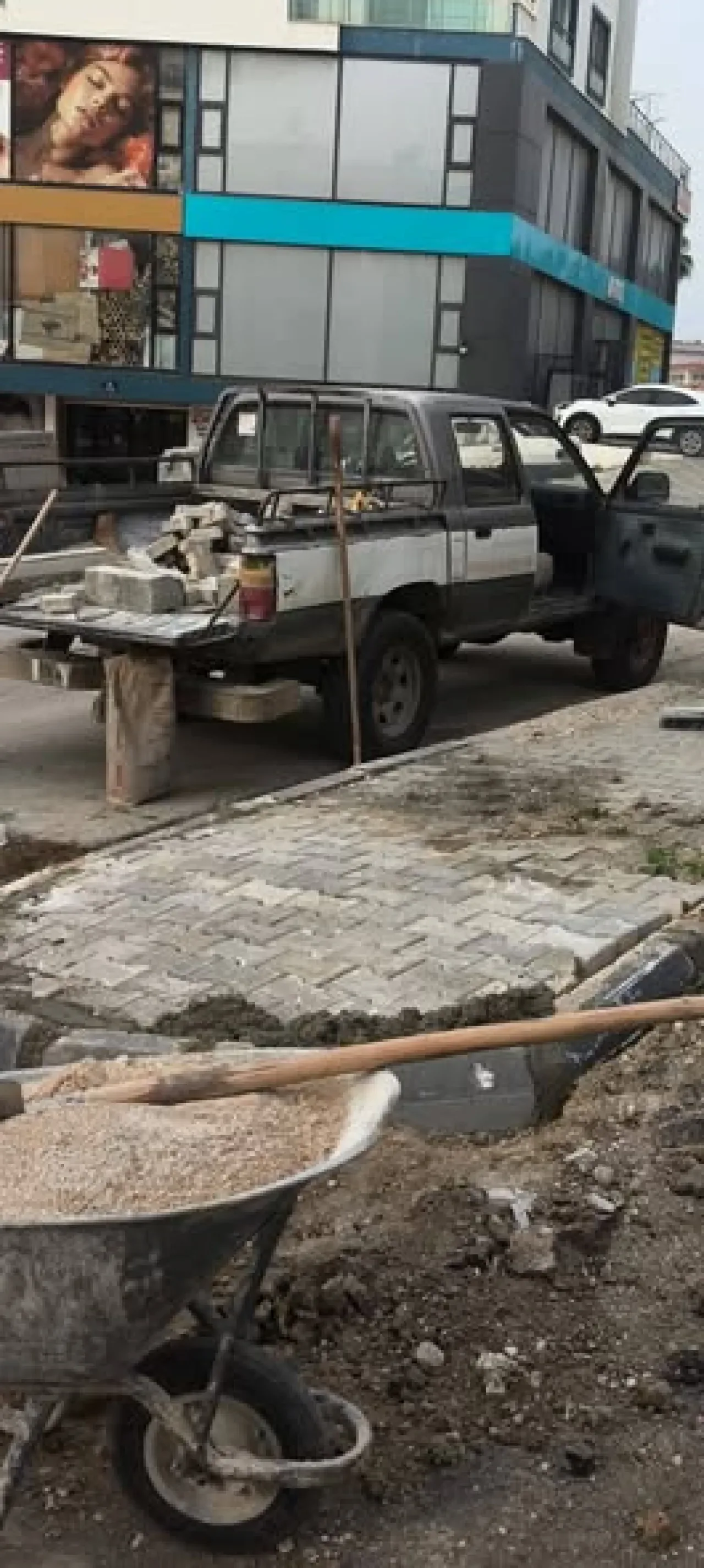 Karataş Belediyesi Yeni Mahalle Kaldırım Tadilatlarını Tamamladı Karataş Belediyesi Yeni Mahalle Kaldırım Tadilatlarını Tamamladı