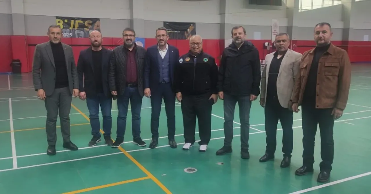 Endonezyalı Badmintoncular Bursa Gürsu'da Yarıştı Endonezyalı Badmintoncular Bursa Gürsu'da Yarıştı