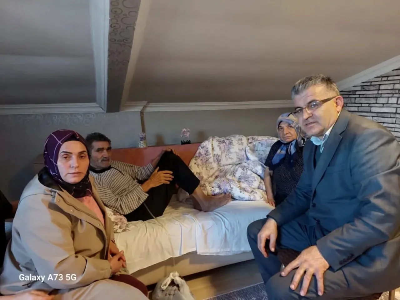 AK Parti Silivri'de Engelli Vatandaşları Ziyaret Etti AK Parti Silivri'de Engelli Vatandaşları Ziyaret Etti