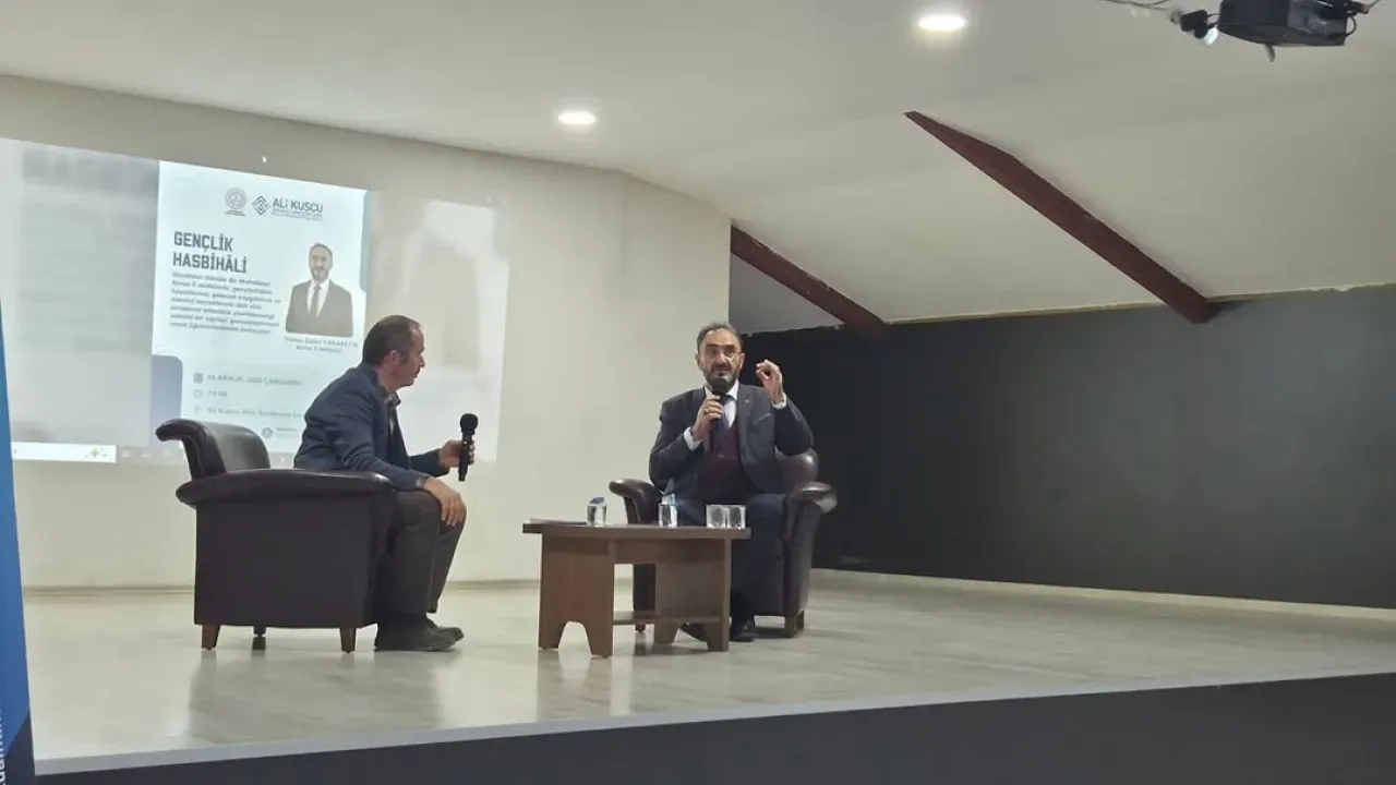 Bursa İl Müftüsü Karabayır, Ali Kuşçu Anadolu İmam Hatip Lisesi'nde Gençlerle Buluştu Bursa İl Müftüsü Karabayır, Ali Kuşçu Anadolu İmam Hatip Lisesi'nde Gençlerle Buluştu