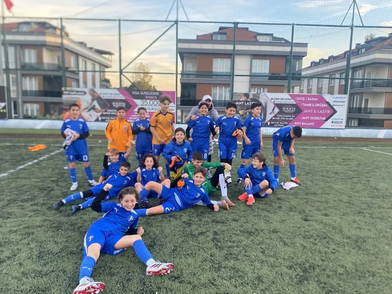 Beylikdüzüspor U12 Takımı Ligde Şampiyon Oldu Beylikdüzüspor U12 Takımı Ligde Şampiyon Oldu