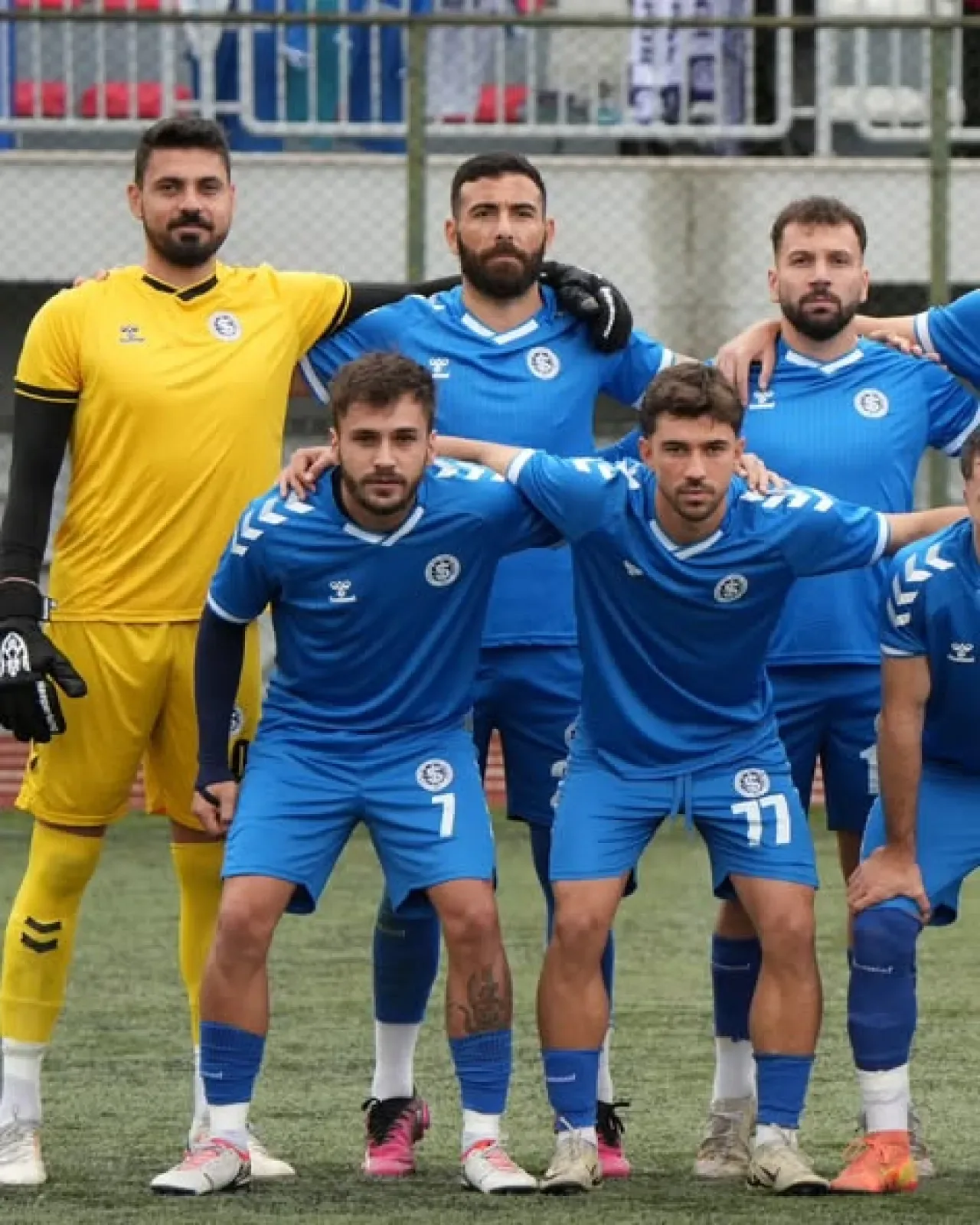 İzmirspor, Gaziemir'deki Maçın Ardından Güçlü Bir Şekilde Yoluna Devam Edeceğini Açıkladı İzmirspor, Gaziemir'deki Maçın Ardından Güçlü Bir Şekilde Yoluna Devam Edeceğini Açıkladı