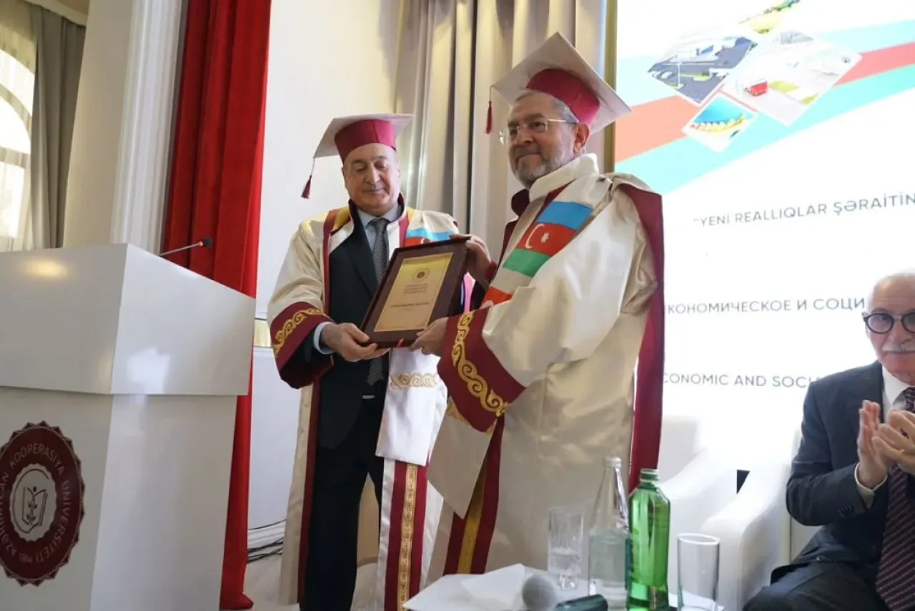 Ankara Üniversitesi Rektörü Prof. Dr. Necdet Ünüvar'a Azerbaycan'dan Fahri Doktora Unvanı Ankara Üniversitesi Rektörü Prof. Dr. Necdet Ünüvar'a Azerbaycan'dan Fahri Doktora Unvanı