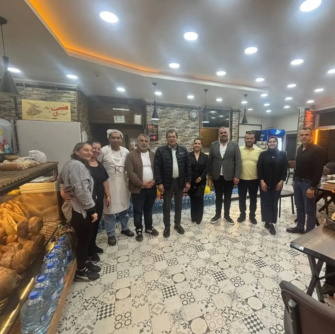 Karamürsel'de Yeni Açılan Lahmacun Fırınına Hayırlı Olsun Ziyareti Karamürsel'de Yeni Açılan Lahmacun Fırınına Hayırlı Olsun Ziyareti