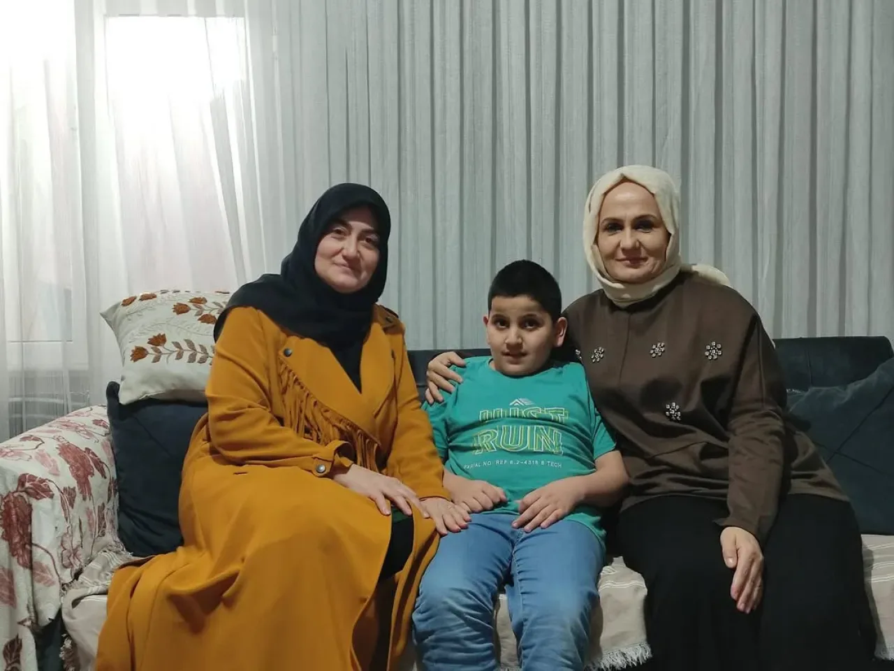 AK Parti Ümraniye'den Dünya Engelliler Günü'nde Anlamlı Ziyaret AK Parti Ümraniye'den Dünya Engelliler Günü'nde Anlamlı Ziyaret