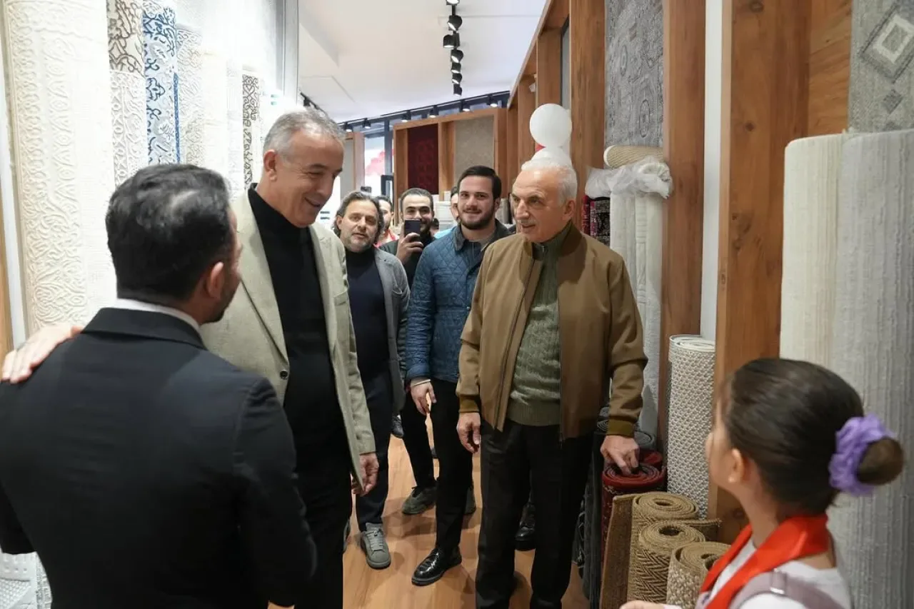 İstanbul Ümraniye'de Berf Halı Mağazası'nın Açılışı Gerçekleştirildi İstanbul Ümraniye'de Berf Halı Mağazası'nın Açılışı Gerçekleştirildi