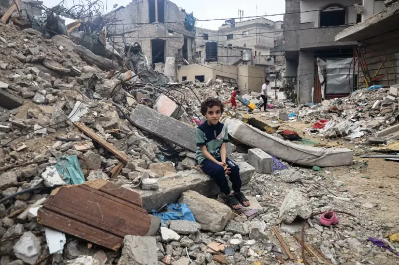 İsrail'in Gazze Saldırılarında Can Kaybı 70 Bini Aştı İsrail'in Gazze Saldırılarında Can Kaybı 70 Bini Aştı