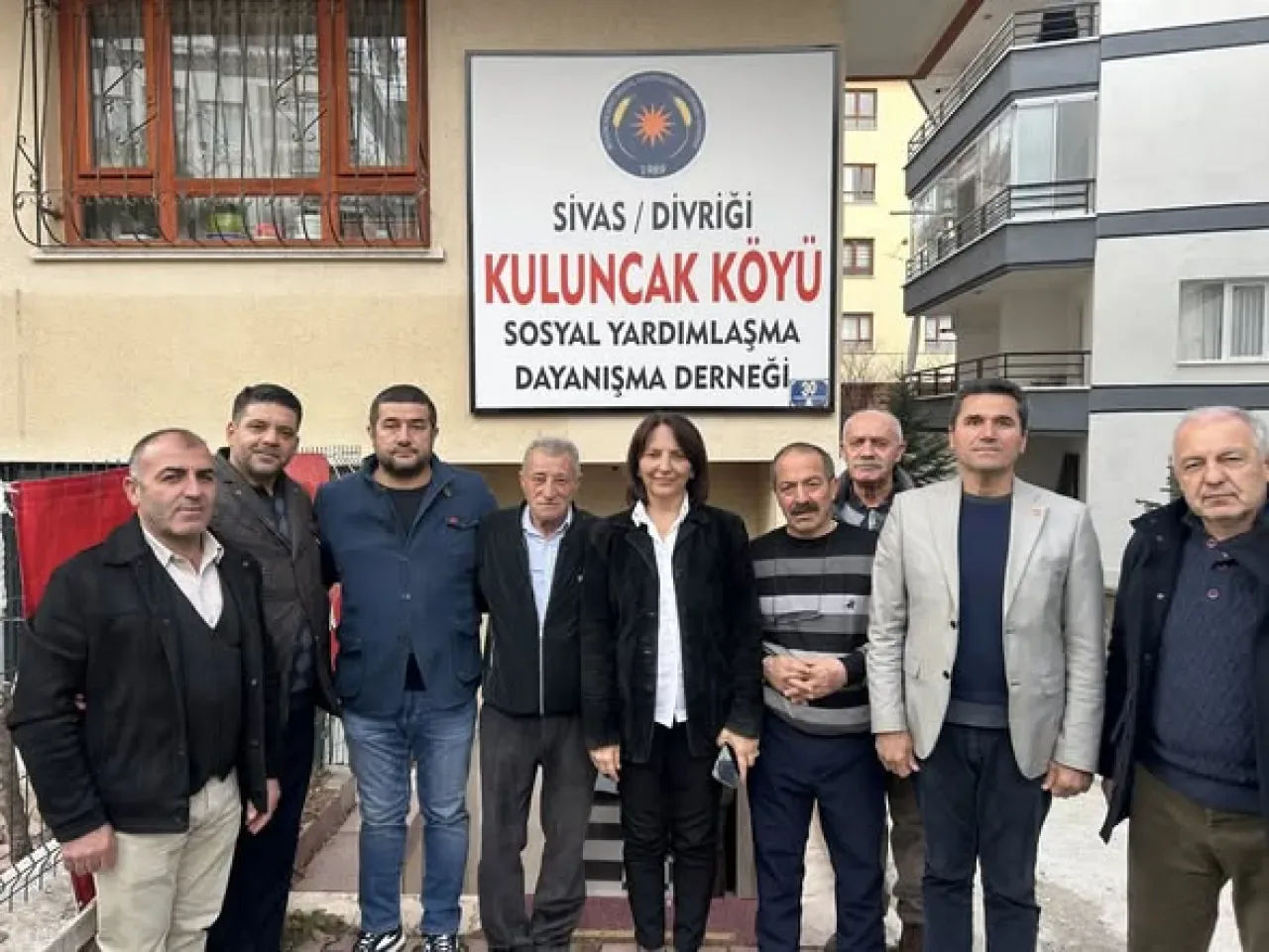CHP'li Ersever, Abdal Musa Lokması Etkinliğinde Köylülerle Buluştu CHP'li Ersever, Abdal Musa Lokması Etkinliğinde Köylülerle Buluştu