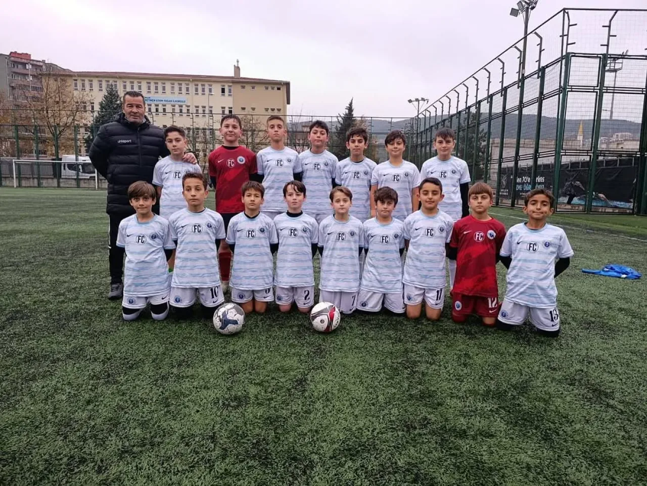 Bursa Gemlik Belediyespor U12 Takımı, Altınayak'ı 2-0 Mağlup Etti Bursa Gemlik Belediyespor U12 Takımı, Altınayak'ı 2-0 Mağlup Etti