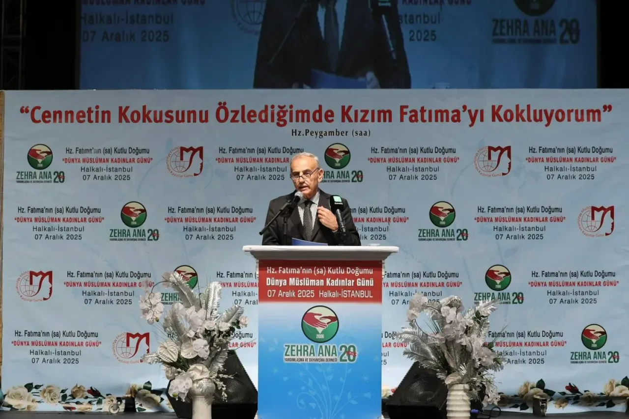 Küçükçekmece'de Dünya Müslüman Kadınlar Günü Anma Programı Küçükçekmece'de Dünya Müslüman Kadınlar Günü Anma Programı