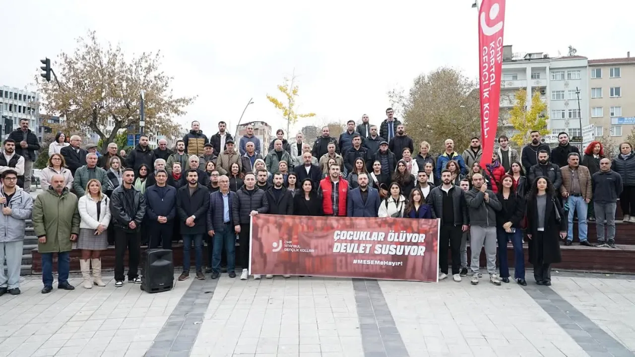 CHP Kartal Kadın Kolu, Eğitim Hakkı ve Engelsiz Yaşam İçin Etkinlikler Düzenledi CHP Kartal Kadın Kolu, Eğitim Hakkı ve Engelsiz Yaşam İçin Etkinlikler Düzenledi