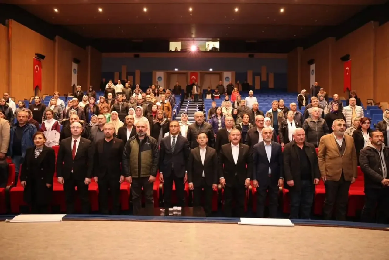 Akyurt'ta Mevlana'nın 752. Vuslat Yılı Anma Programı Düzenlendi Akyurt'ta Mevlana'nın 752. Vuslat Yılı Anma Programı Düzenlendi