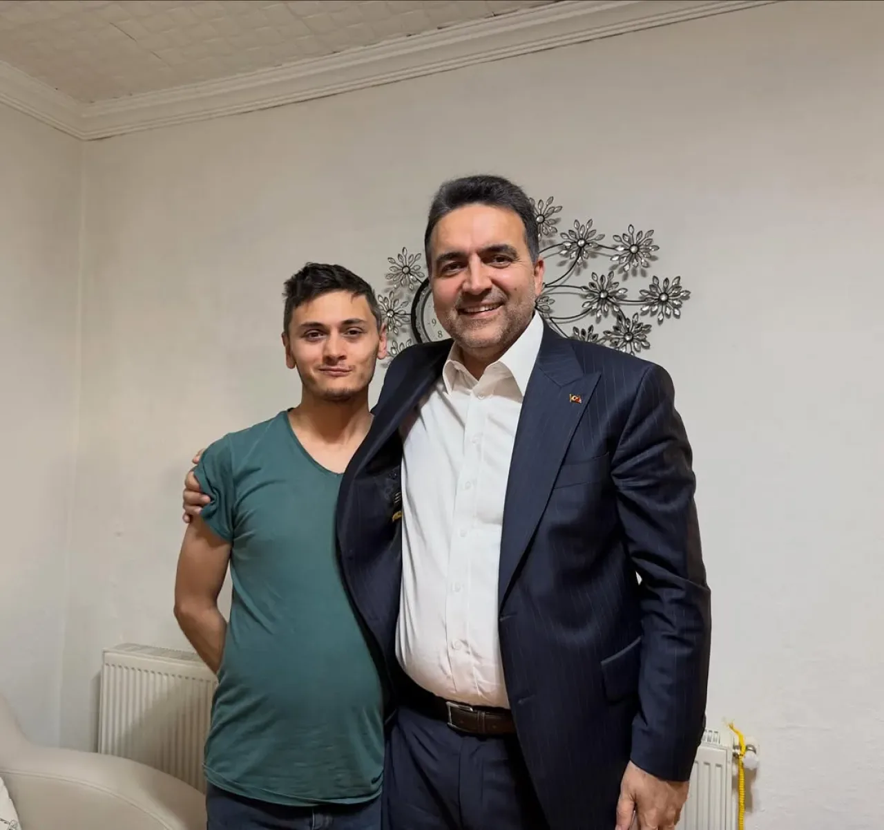 AK Parti Sarıyer Teşkilatı, Kocataş Mahallesi'nde Vatandaş Ziyareti Gerçekleştirdi AK Parti Sarıyer Teşkilatı, Kocataş Mahallesi'nde Vatandaş Ziyareti Gerçekleştirdi