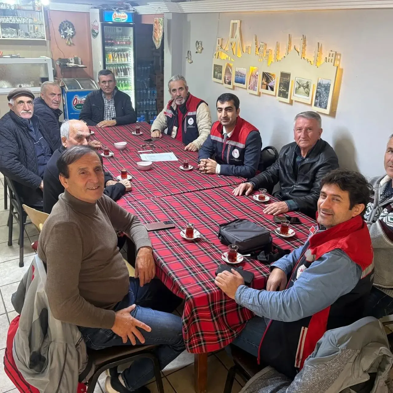 Silivri'de Çiftçilerle Bilgilendirme Toplantısı Yapıldı Silivri'de Çiftçilerle Bilgilendirme Toplantısı Yapıldı