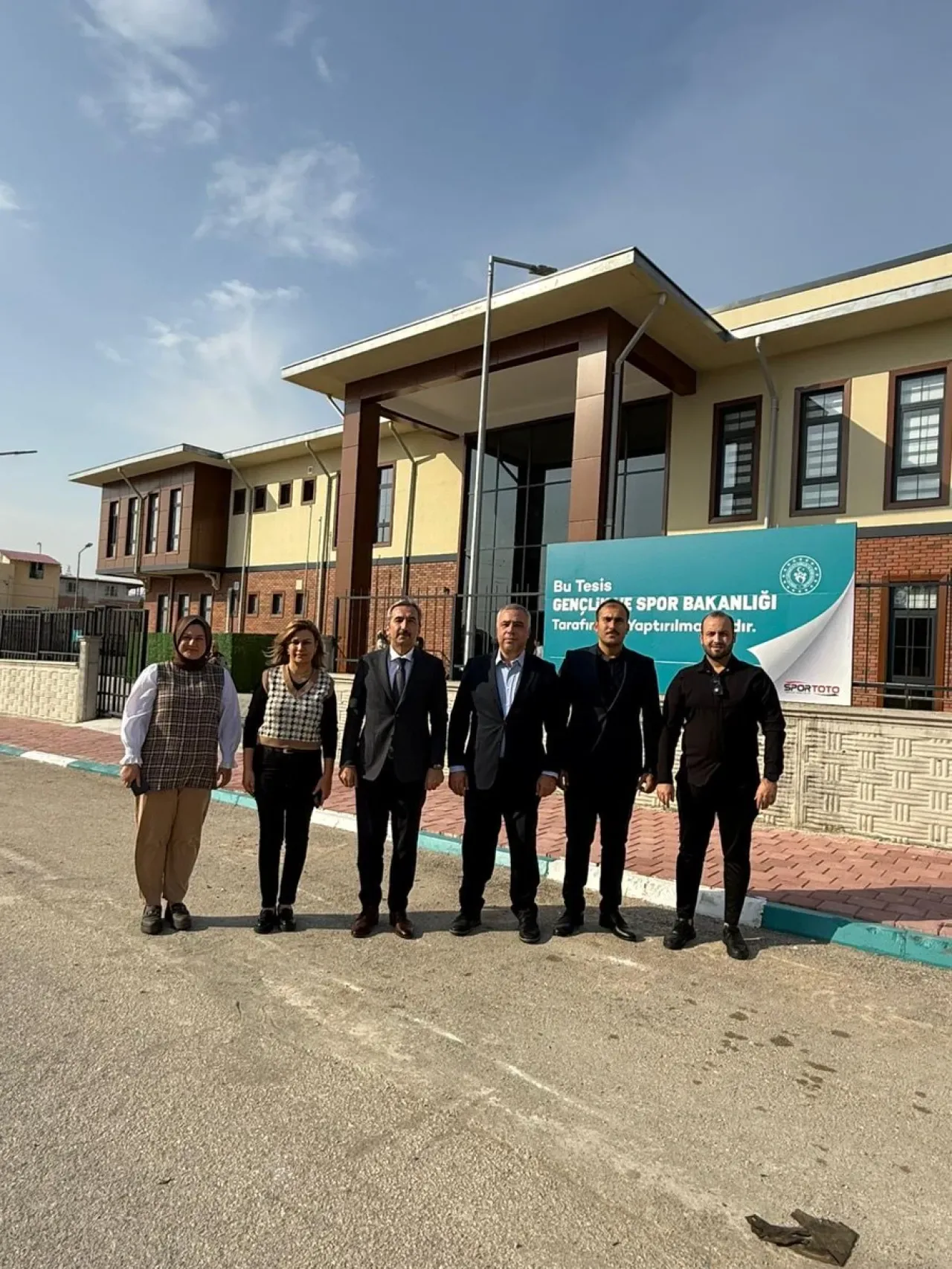 Sarıçam'da Yeni Gençlik Merkezi Hizmete Hazırlanıyor Sarıçam'da Yeni Gençlik Merkezi Hizmete Hazırlanıyor