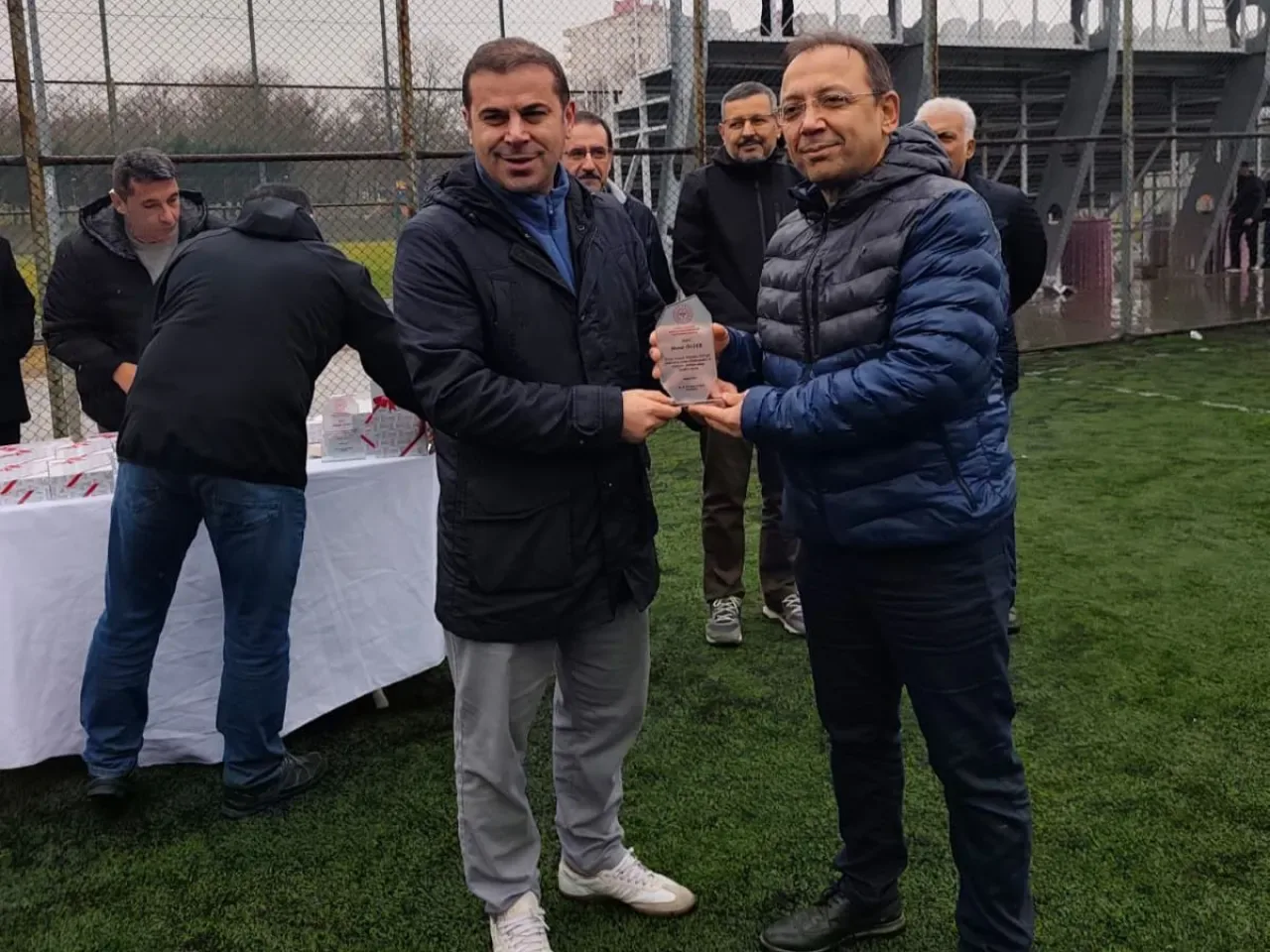 Konya'da 200 Sporcu ile Sokaklar Bizim 5x5 Futbol Turnuvası Tamamlandı Konya'da 200 Sporcu ile Sokaklar Bizim 5x5 Futbol Turnuvası Tamamlandı