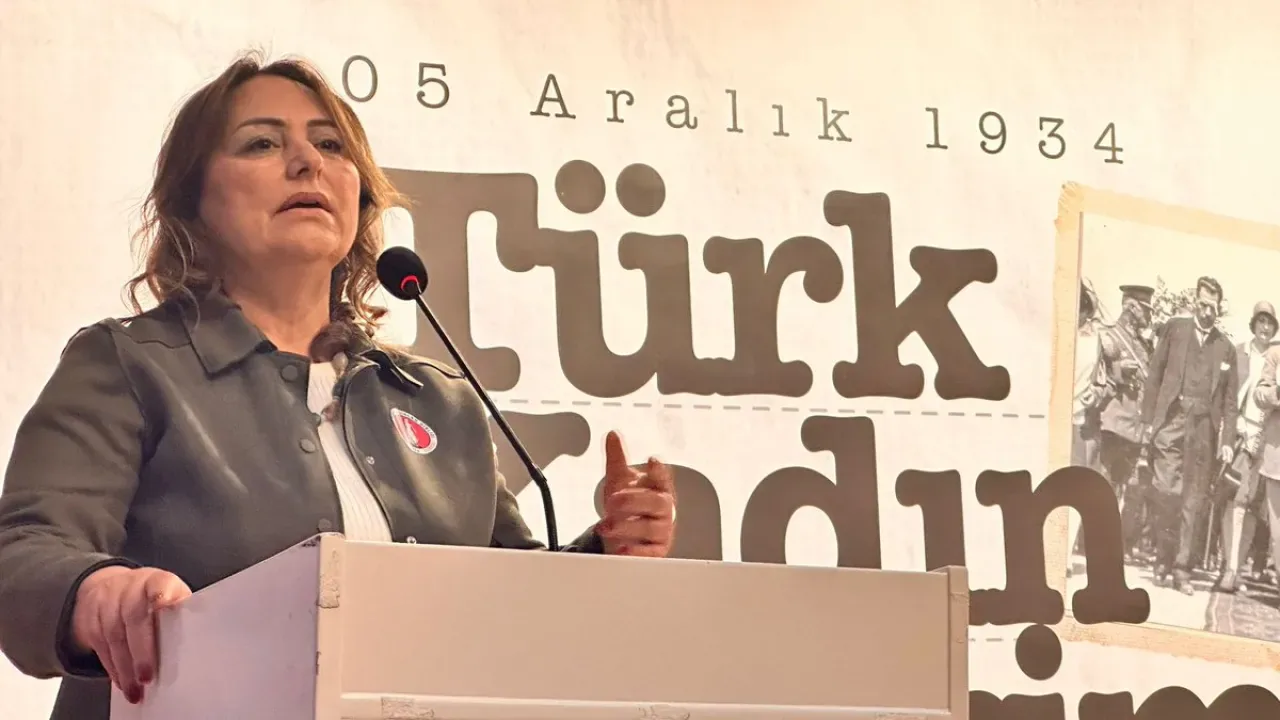 Türk Kadınına Seçme ve Seçilme Hakkının 91. Yılı Yüreğir'de Kutlandı Türk Kadınına Seçme ve Seçilme Hakkının 91. Yılı Yüreğir'de Kutlandı