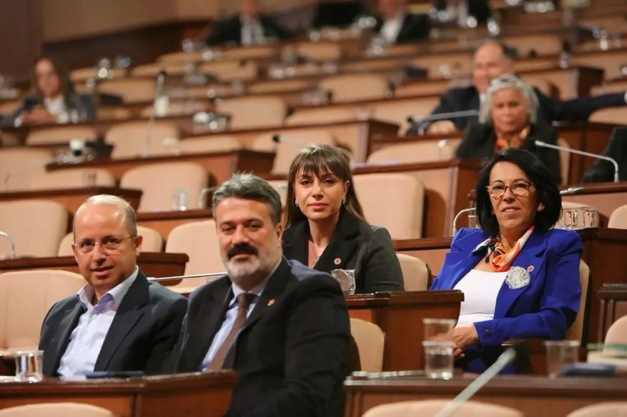 CHP'li Nazife Aktaş: İBB Aralık Ayı Meclis Oturumu Gerçekleştirildi CHP'li Nazife Aktaş: İBB Aralık Ayı Meclis Oturumu Gerçekleştirildi