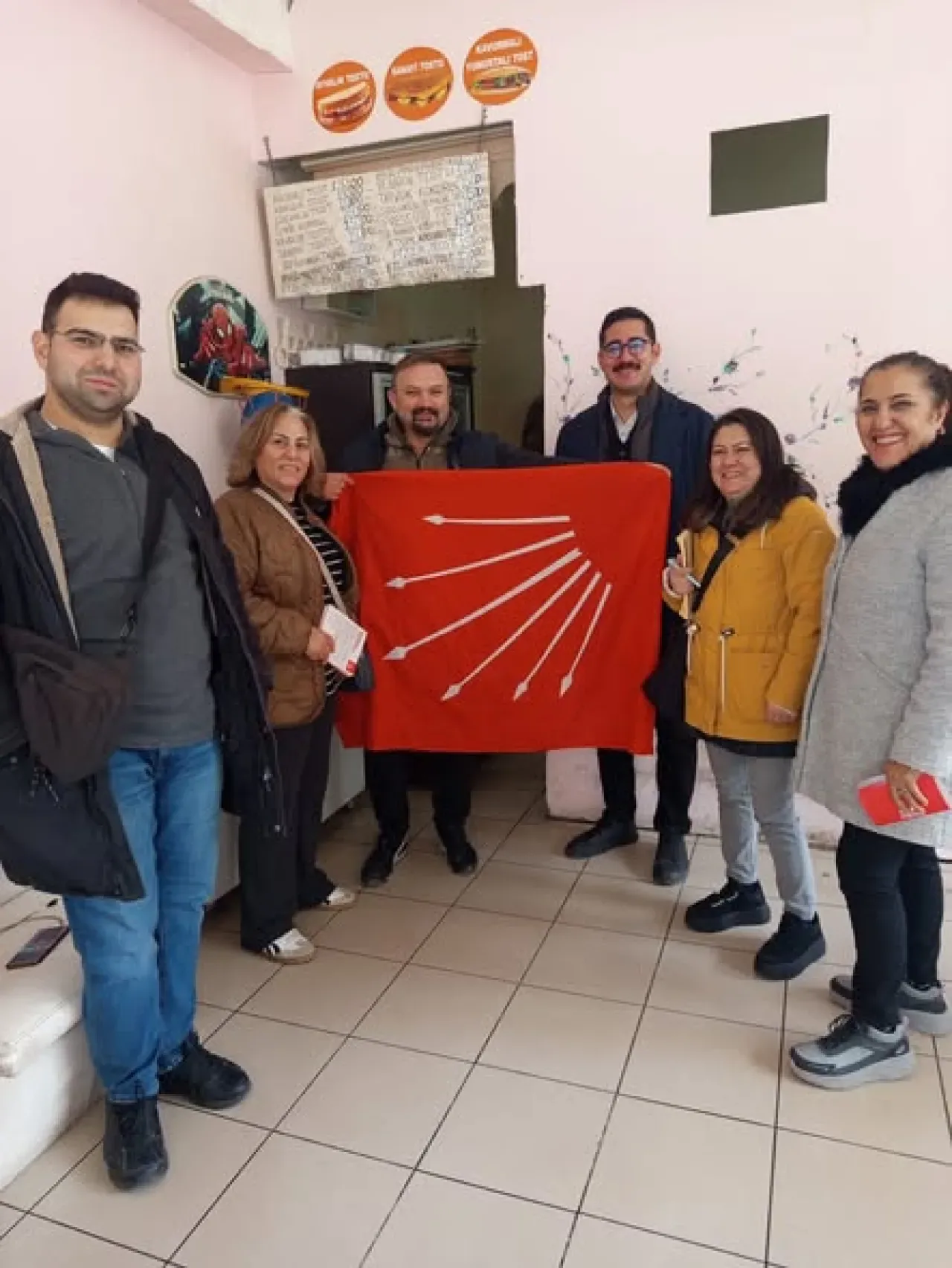 CHP Etimesgut'ta Esnaf Ziyareti Gerçekleştirdi CHP Etimesgut'ta Esnaf Ziyareti Gerçekleştirdi