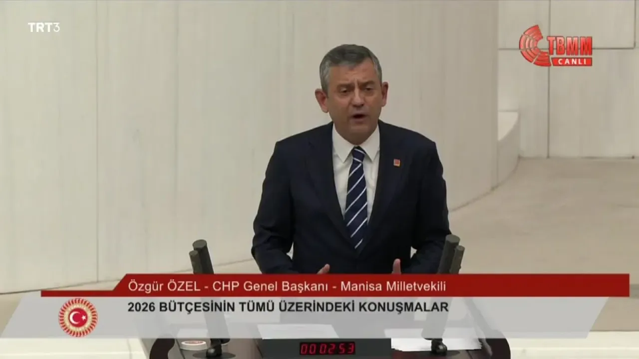 CHP Genel Başkanı Özgür Özel, 2026 Yılı Bütçesini Meclis'te Eleştirdi CHP Genel Başkanı Özgür Özel, 2026 Yılı Bütçesini Meclis'te Eleştirdi