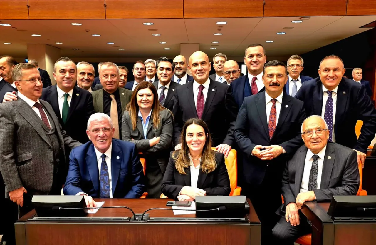 Adana Milletvekili Taş'tan 2026 Bütçesi ve Meclisteki Tartışmalara İlişkin Açıklamalar Adana Milletvekili Taş'tan 2026 Bütçesi ve Meclisteki Tartışmalara İlişkin Açıklamalar