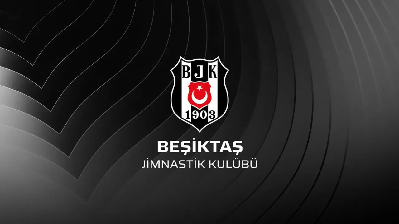 Beşiktaş-Gaziantep FK Maçında Hakem Kararları Tartışma Yarattı Beşiktaş-Gaziantep FK Maçında Hakem Kararları Tartışma Yarattı