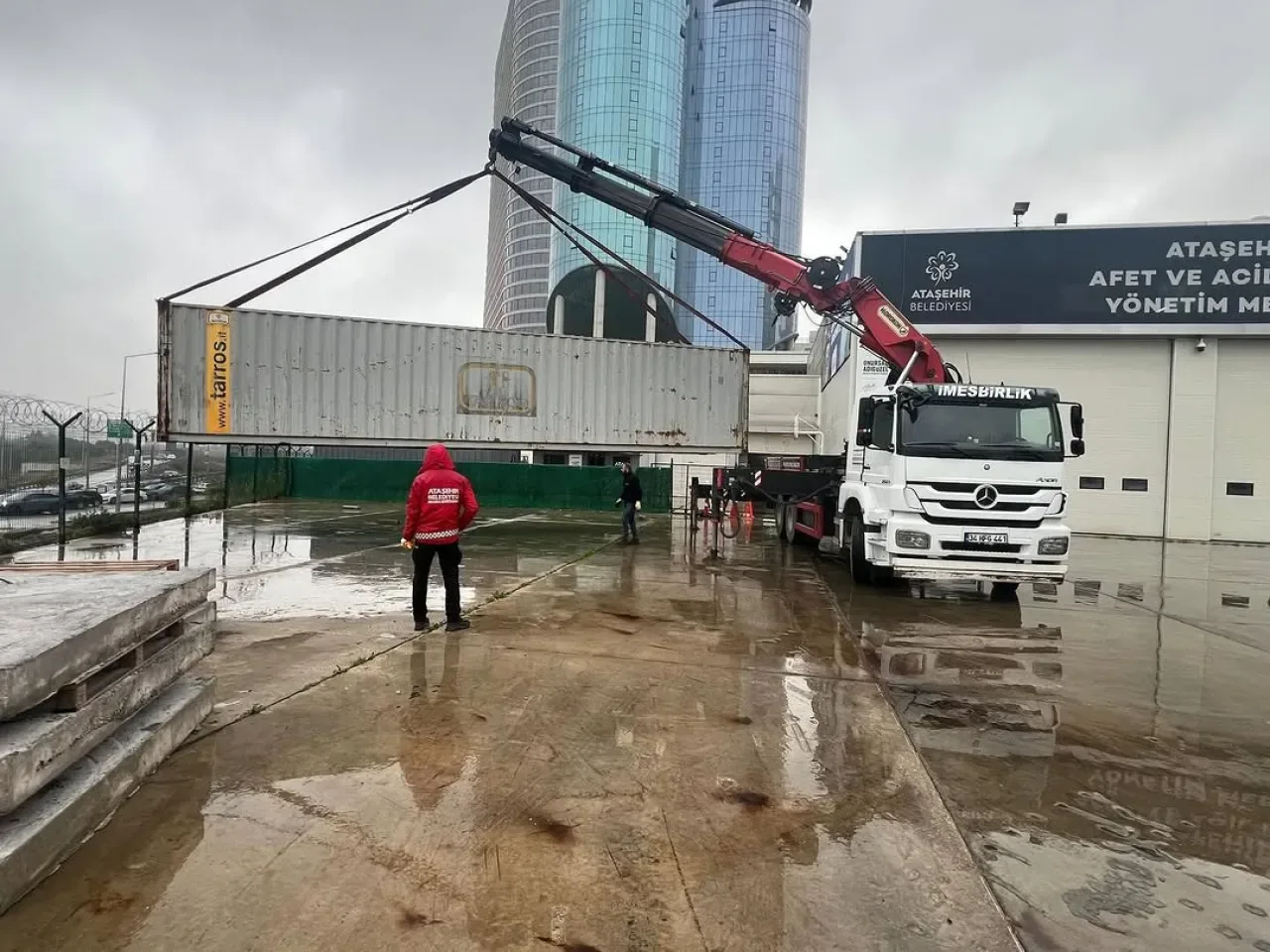 Ataşehir Afet Koordinasyon Merkezi, Müdahale Kapasitesini Güçlendiriyor Ataşehir Afet Koordinasyon Merkezi, Müdahale Kapasitesini Güçlendiriyor