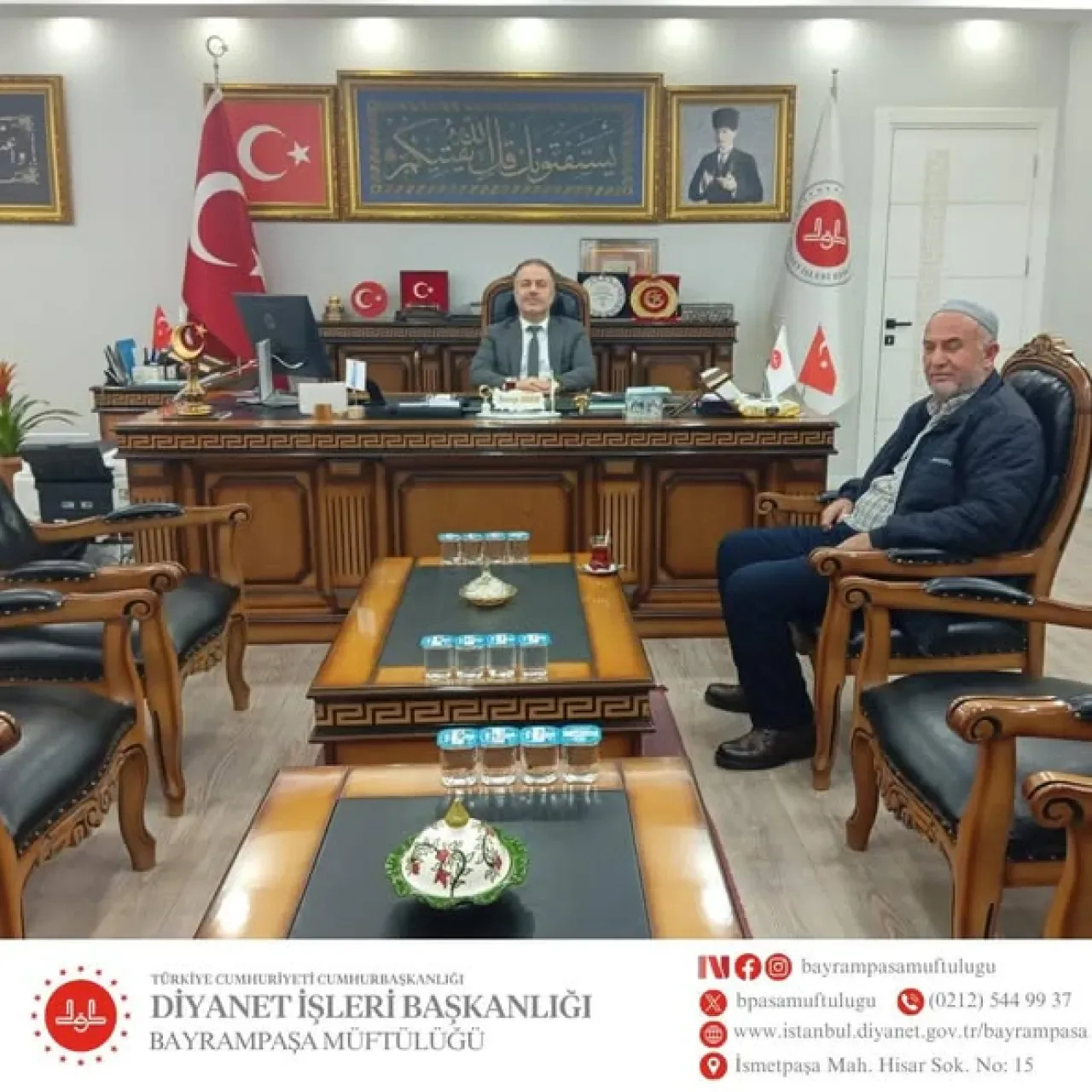 Bayrampaşa İlçe Müftüsü'ne Hac Görevi Anıları Üzerine Samimi Ziyaret Bayrampaşa İlçe Müftüsü'ne Hac Görevi Anıları Üzerine Samimi Ziyaret