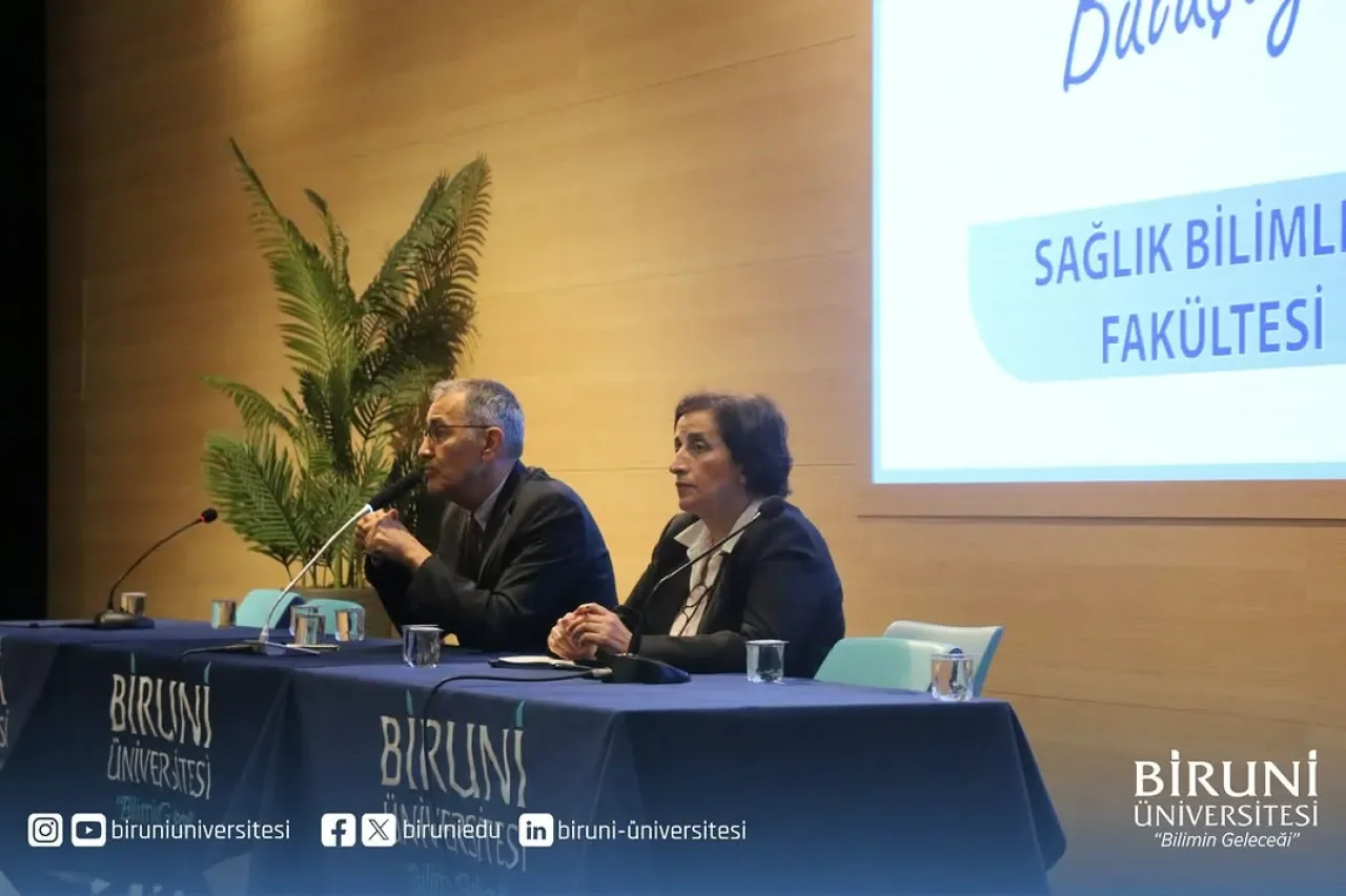 Biruni Üniversitesi'nde Rektör ve Öğrenci Buluşması Gerçekleşti Biruni Üniversitesi'nde Rektör ve Öğrenci Buluşması Gerçekleşti