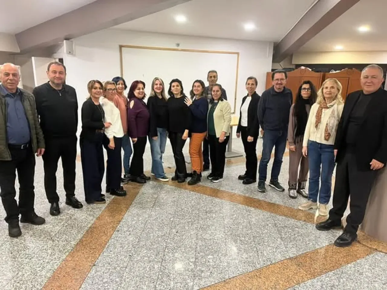 CHP Beşiktaş'ta Mahalle Komiteleri Toplantısı Yapıldı CHP Beşiktaş'ta Mahalle Komiteleri Toplantısı Yapıldı