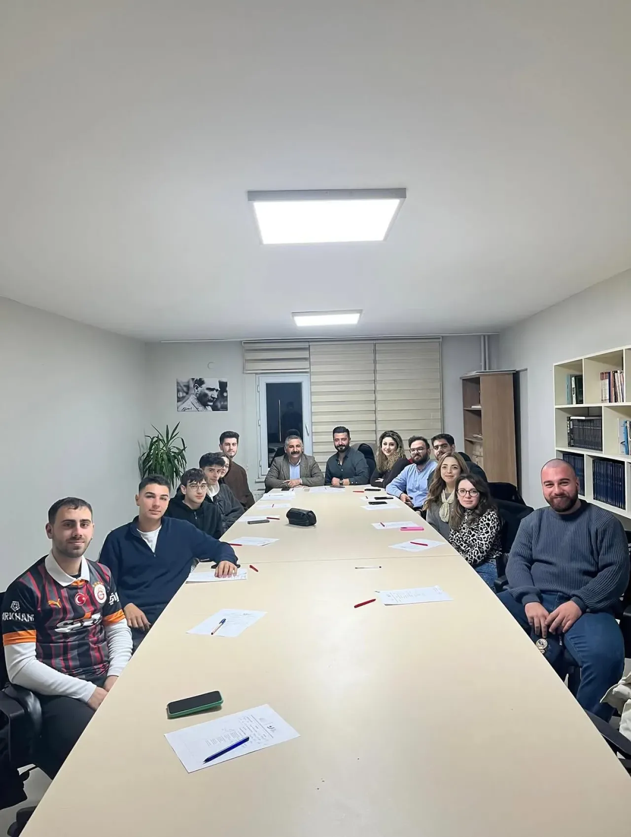 CHP Gebze Gençlik Kolları, Olağan Yönetim Kurulu Toplantısını Gerçekleştirdi CHP Gebze Gençlik Kolları, Olağan Yönetim Kurulu Toplantısını Gerçekleştirdi