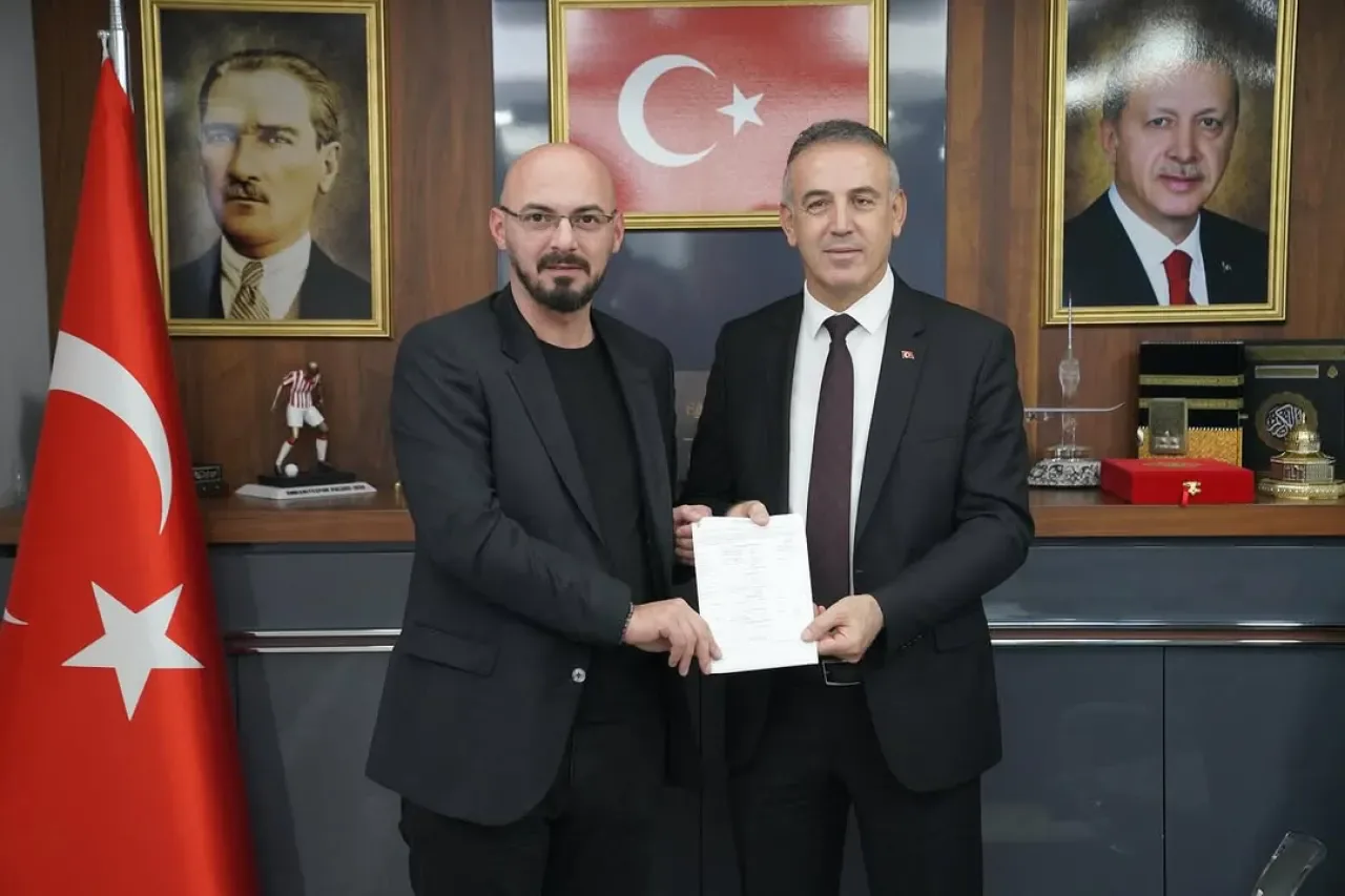 AK Parti Ümraniye'de Üye Çalışmaları Hız Kesmiyor AK Parti Ümraniye'de Üye Çalışmaları Hız Kesmiyor
