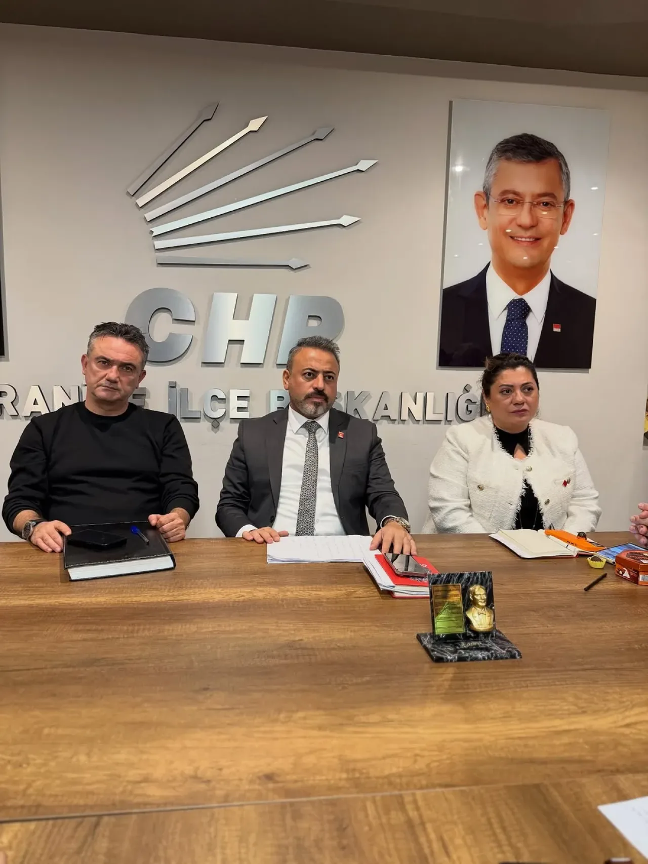 CHP Ümraniye'de 8. Yönetim Kurulu Toplantısı Gerçekleştirildi CHP Ümraniye'de 8. Yönetim Kurulu Toplantısı Gerçekleştirildi