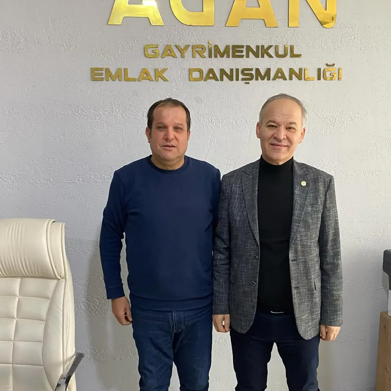 MHP Balıkesir İl Başkanlığı, İş Yeri Ziyaretlerini Sürdürüyor MHP Balıkesir İl Başkanlığı, İş Yeri Ziyaretlerini Sürdürüyor