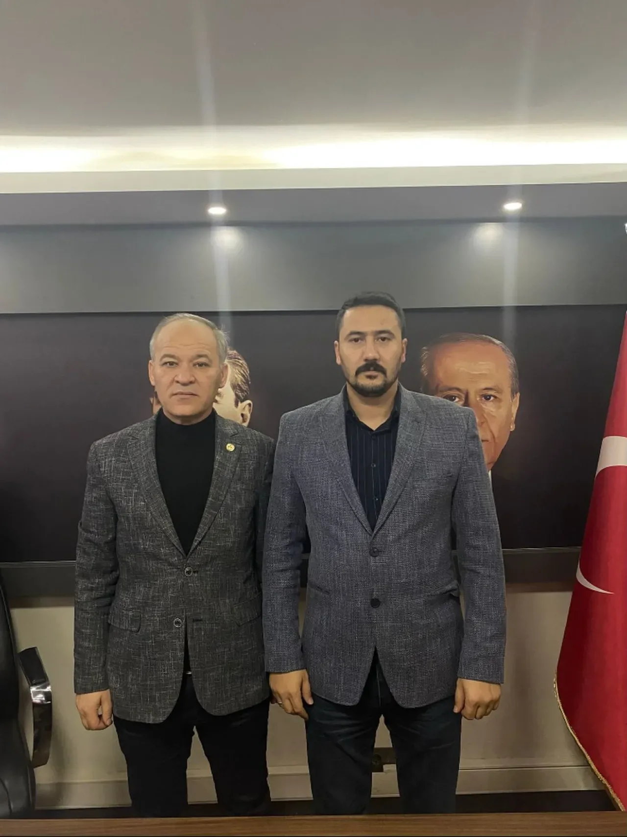 MHP Balıkesir İl Başkanlığı'na Bigadiç'ten Ziyaret MHP Balıkesir İl Başkanlığı'na Bigadiç'ten Ziyaret