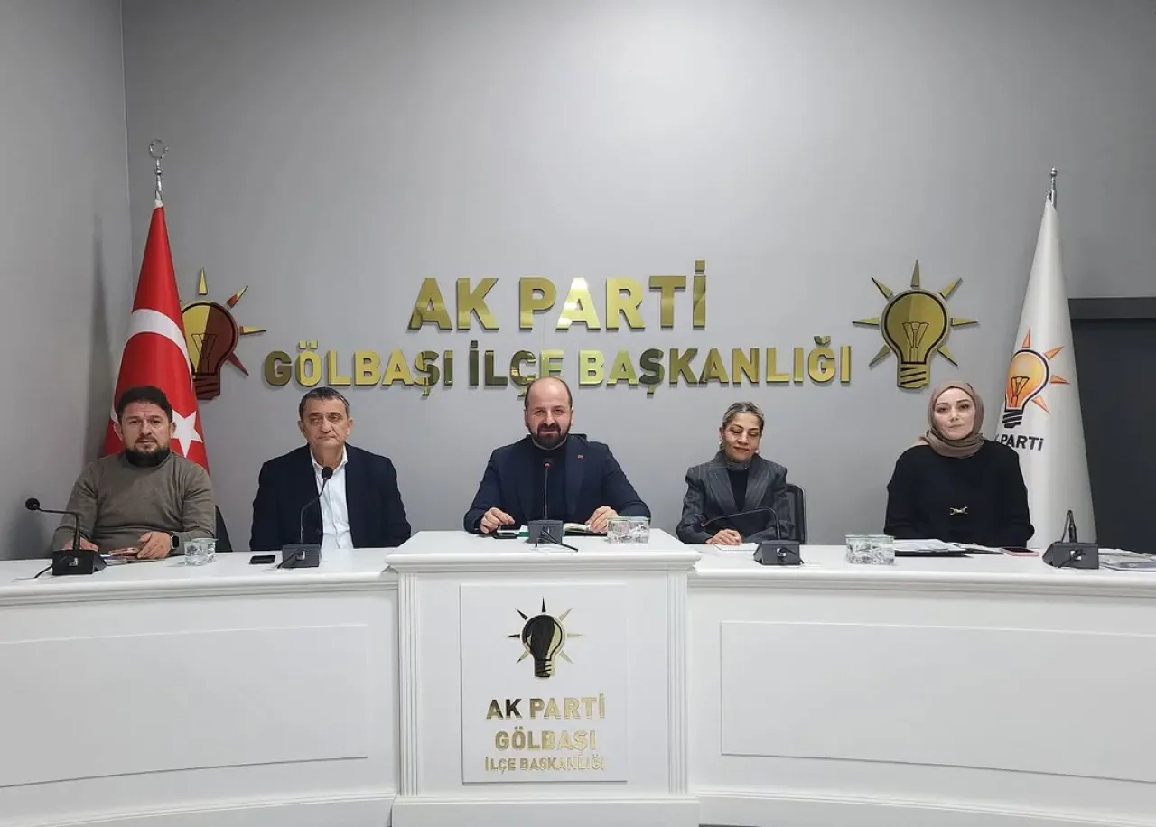 AK Parti Gölbaşı İlçe Teşkilatı Haftalık Olağan Toplantısını Gerçekleştirdi AK Parti Gölbaşı İlçe Teşkilatı Haftalık Olağan Toplantısını Gerçekleştirdi