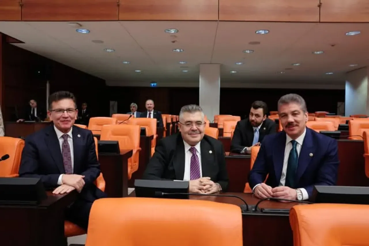 TBMM'de 2026 Yılı Bütçe Görüşmelerinin İkinci Gününde Yüksek Yargı ve Bakanlık Bütçeleri Ele Alınıyor TBMM'de 2026 Yılı Bütçe Görüşmelerinin İkinci Gününde Yüksek Yargı ve Bakanlık Bütçeleri Ele Alınıyor