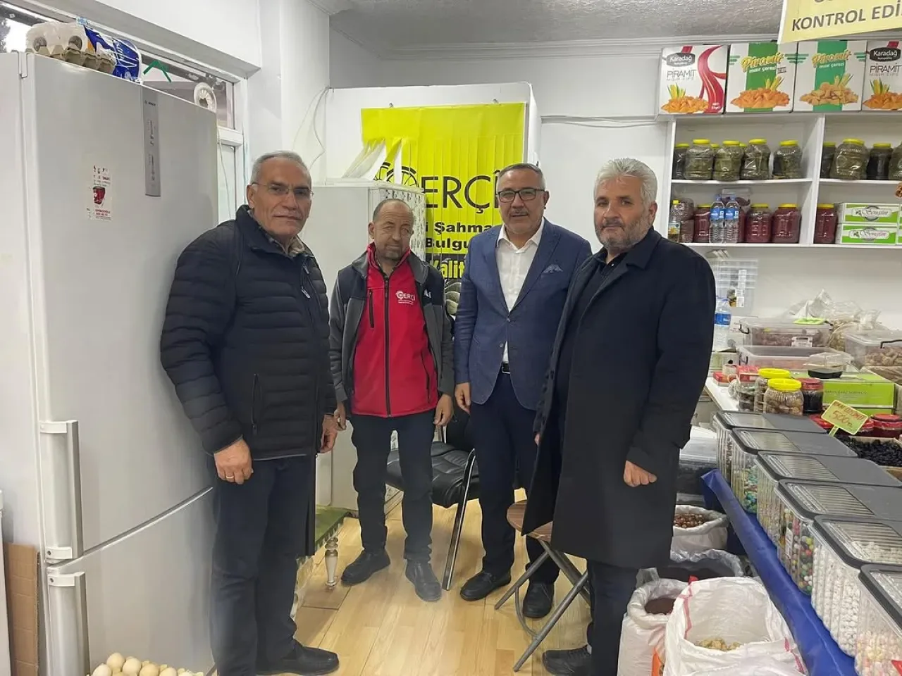Şereflikoçhisar AK Parti İlçe Başkanı Levent Sarıkaya'dan Esnaf Ziyareti Şereflikoçhisar AK Parti İlçe Başkanı Levent Sarıkaya'dan Esnaf Ziyareti