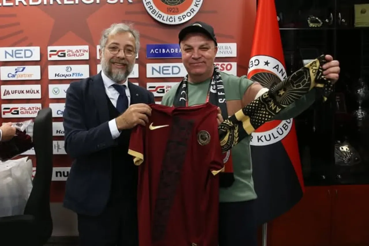 Gençlerbirliği, Erasmus Projesi Kapsamında Bulgaristan ve Romanya'dan Gelen Misafirleri Ağırladı Gençlerbirliği, Erasmus Projesi Kapsamında Bulgaristan ve Romanya'dan Gelen Misafirleri Ağırladı